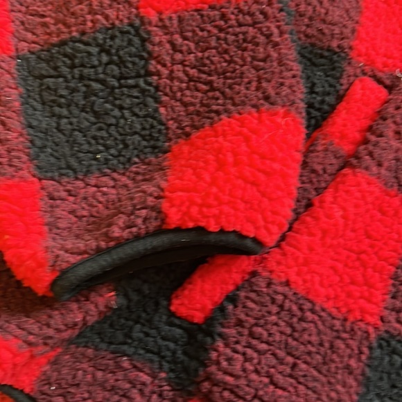 Old Navy Sherpa - Picture 2 of 4